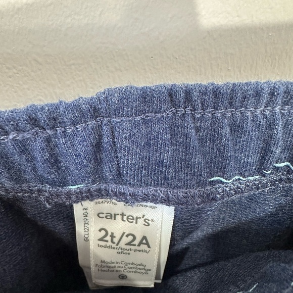 NWT Carter's 2 Piece Shark Outfit Set - Picture 10 of 10